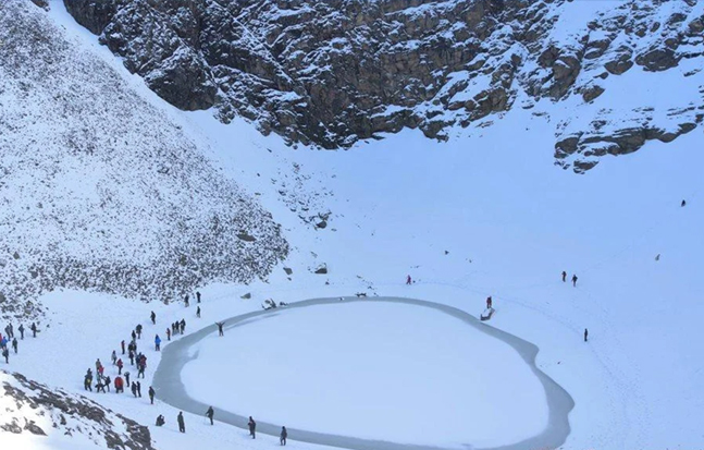 Roopkund Trek